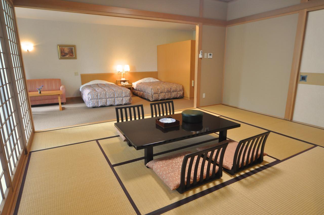 Imperial Resort Tsujun Sanso Kamimashiki Экстерьер фото